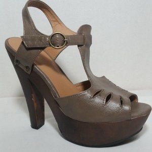 Qupid Womens Strappy High Heeled Sandals brown 9